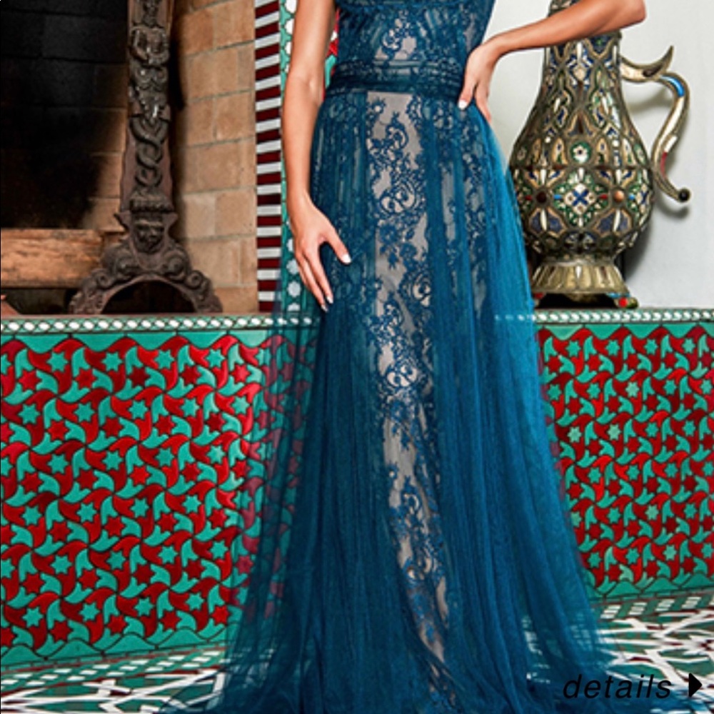 Beautiful teal evening gown by Tadashi Shoji. New with tags.